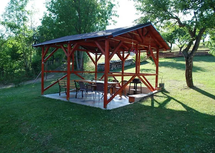 Aniel Privat * Bobrovec